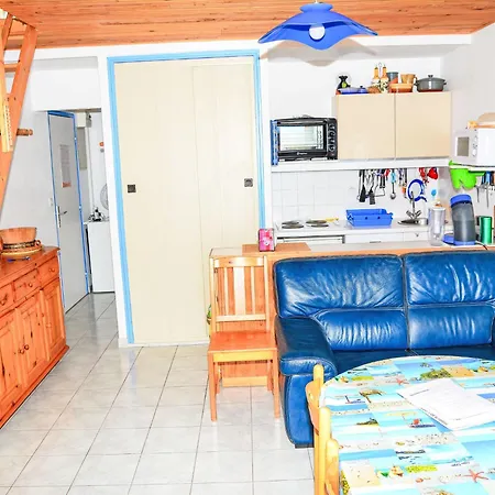 Dominica-3 By Interhome